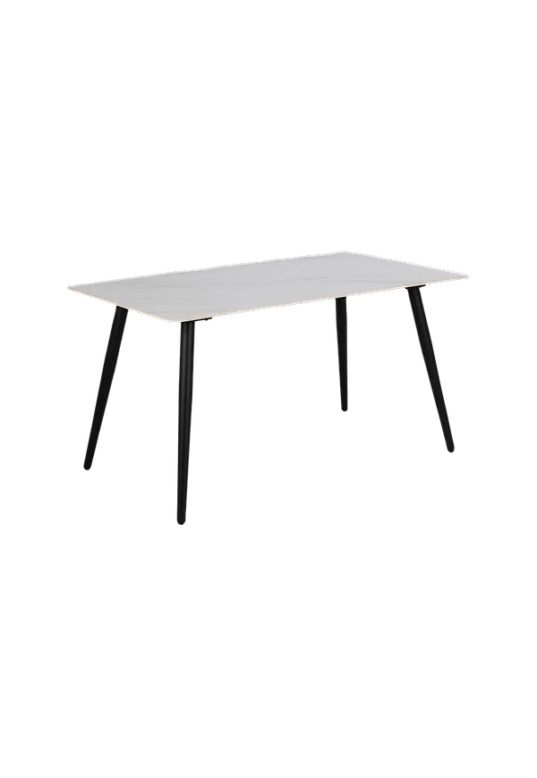 Riktigt fin bord som passar bra vid många olika tillfällen.