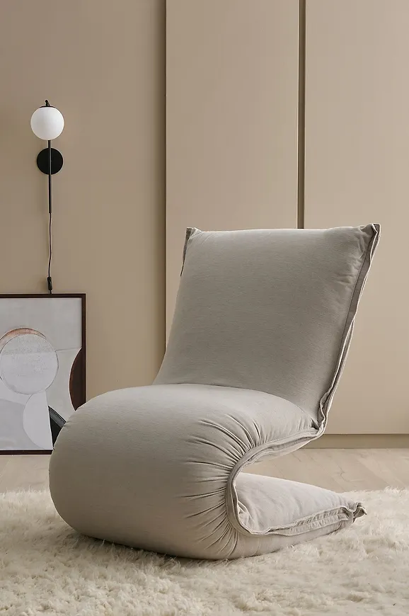 Elegant fåtölj 2025 från NORDFORM.