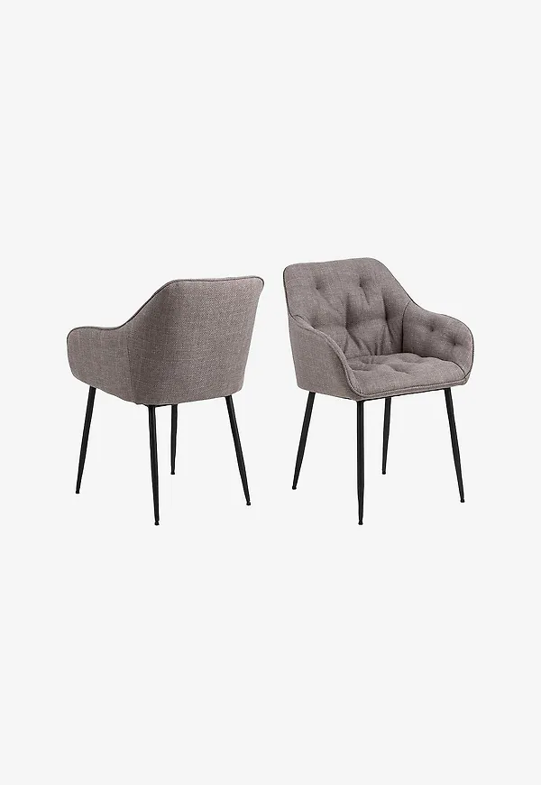 Fantastiskt snygg Stol som passar bra vid många olika tillfällen.