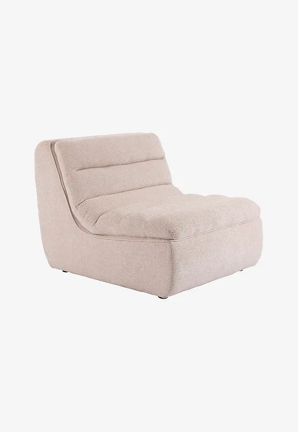 Härlig beige soffa 2025 från Nordic Furniture Group.