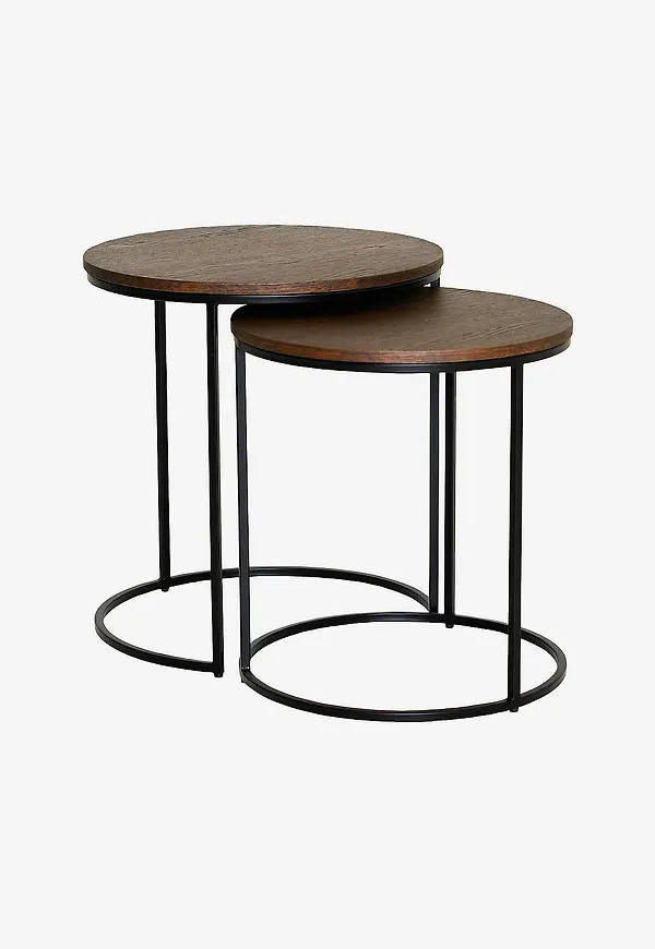 Brun Nordic Furniture Group-satsbord i smickrande modell.