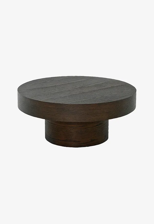 Riktigt trendig brun sängbord i ek 2026 från Nordic Furniture Group.