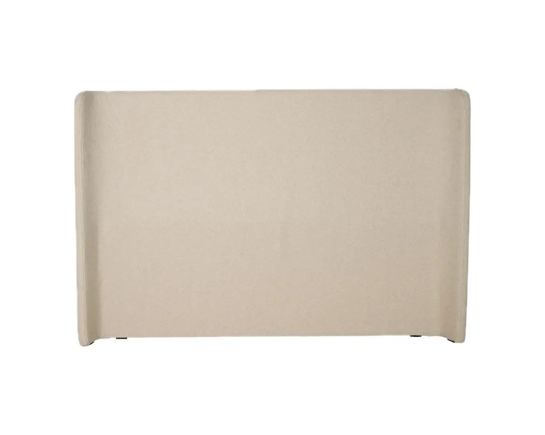 Beige säng som passar perfekt till hösten 2025!