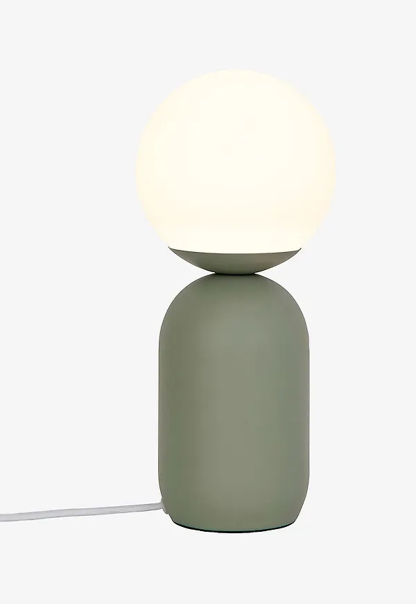 Jättesnygg Lampa som passar bra vid många olika tillfällen.