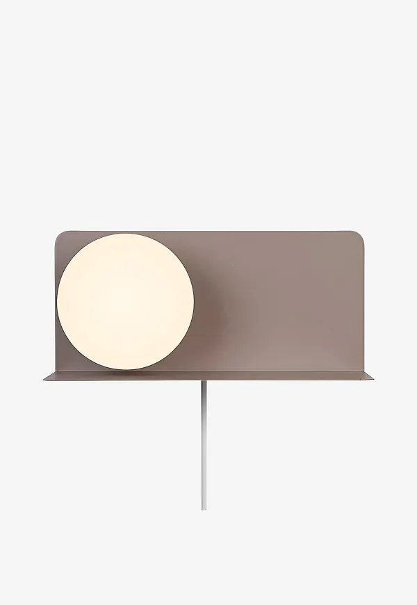 Exklusiv Lampa som passar bra vid många olika tillfällen.