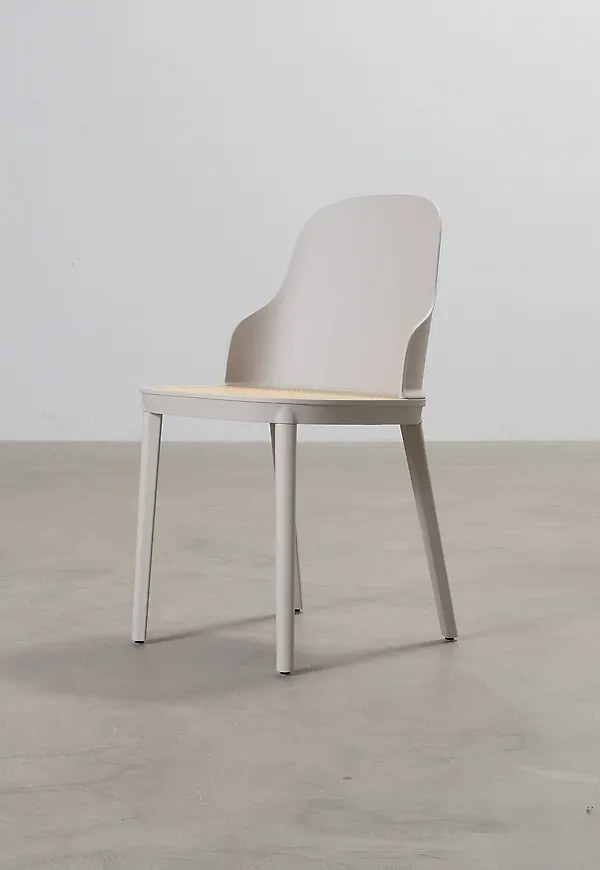 Normann Copenhagen stol som passar perfekt till sommaren 2025!