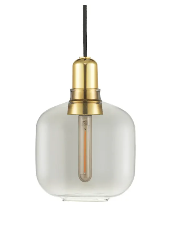 Elegant taklampa i grått från Normann Copenhagen.