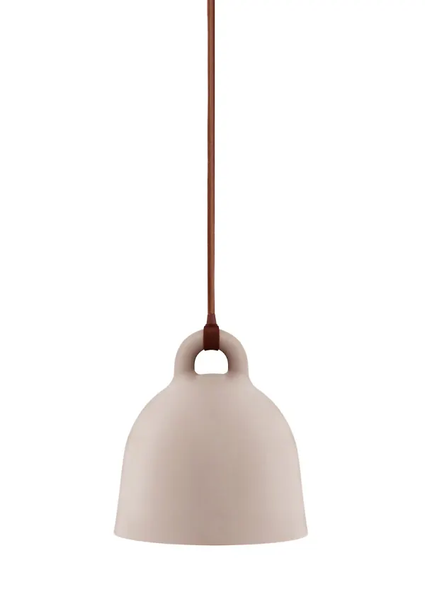 Beige Normann Copenhagen-lampa i supersnygg modell.