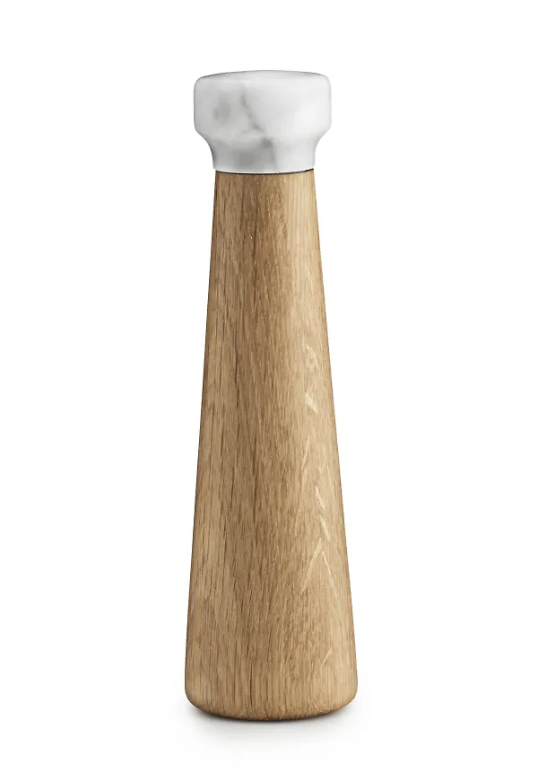 Härlig saltkvarn i brunt från Normann Copenhagen.