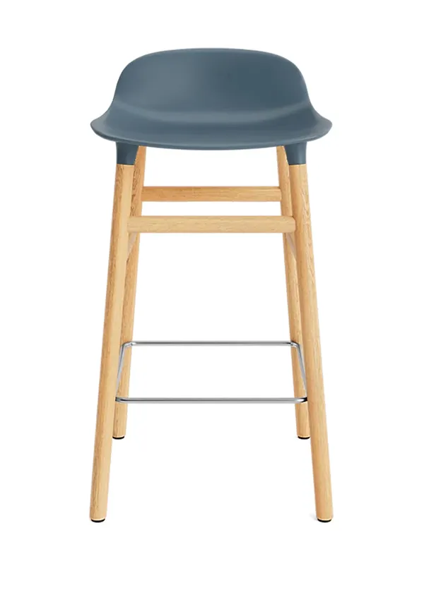 Vacker skalstol i blått från Normann Copenhagen.