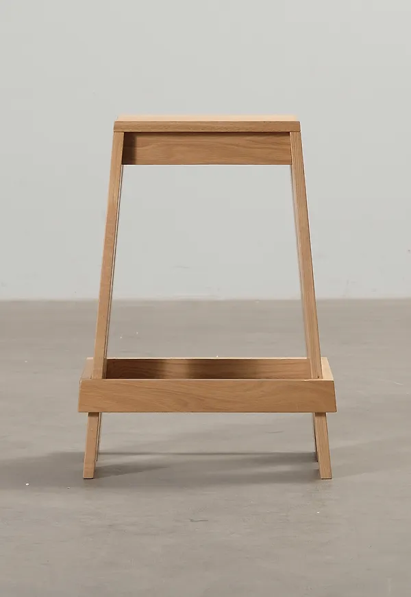 Trendig barstol 2025 från Normann Copenhagen.