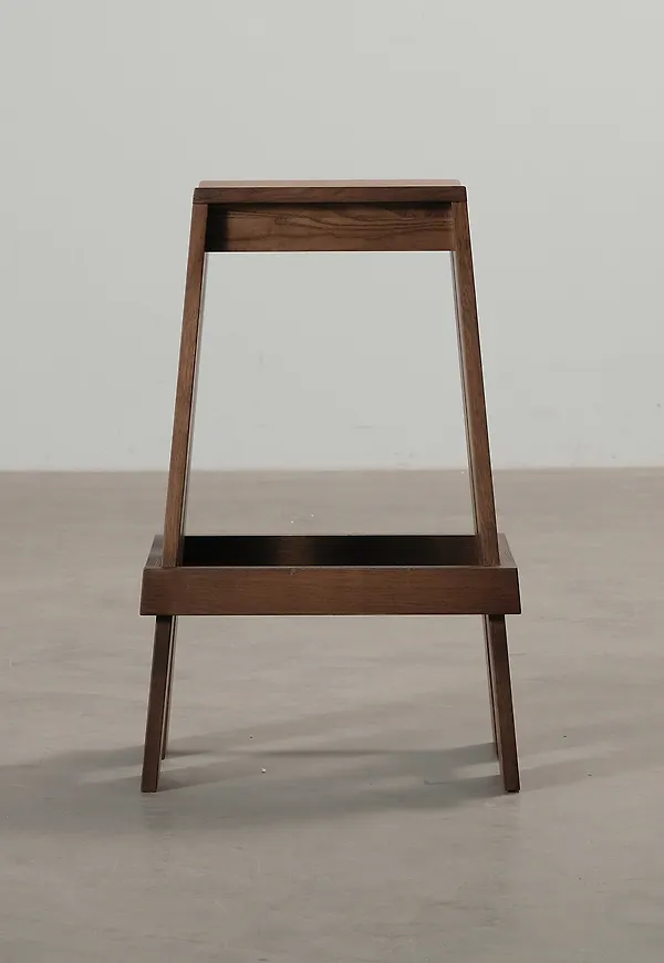 Komfortabel barstol 2025 från Normann Copenhagen.