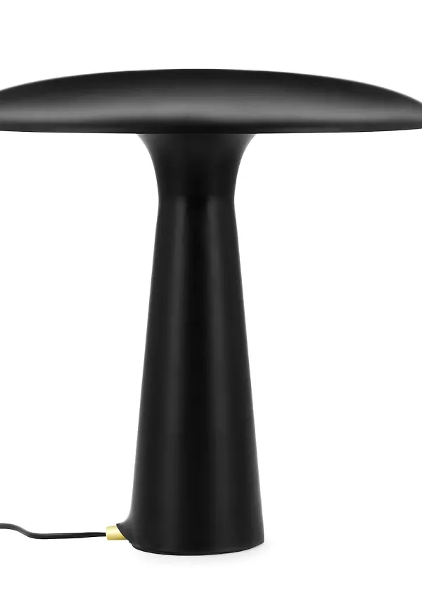 Riktigt fin bordslampa 2025 från Normann Copenhagen.