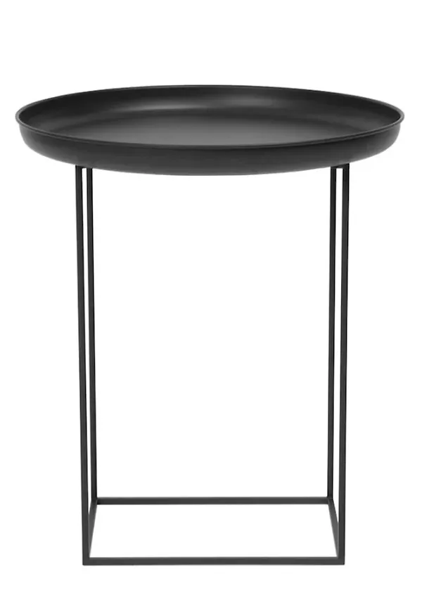 Riktigt trendig svart bord 2025 från NORR11.