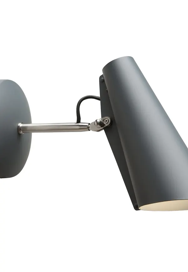 Trendig grå lampa 2025 från Northern.