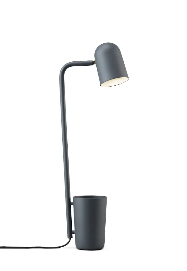 Riktigt fin Lampa som passar bra vid många olika tillfällen.