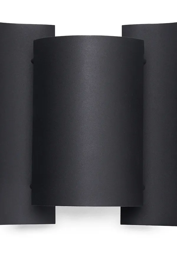 Moderiktig lampa i svart från Northern.