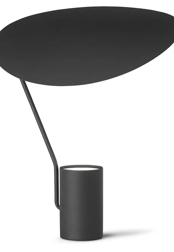 Härlig svart bordslampa 2025 från Northern.
