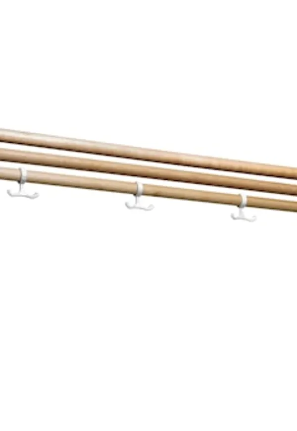 Superfin skohylla i björk från Essem Design.