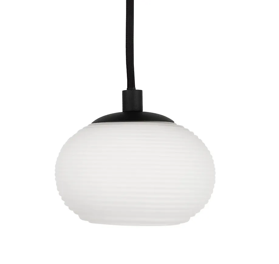 Fantastiskt snygg lampa 2025 från Oriva.