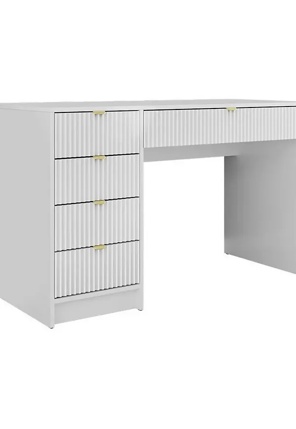 Modern bord som passar bra vid många olika tillfällen.