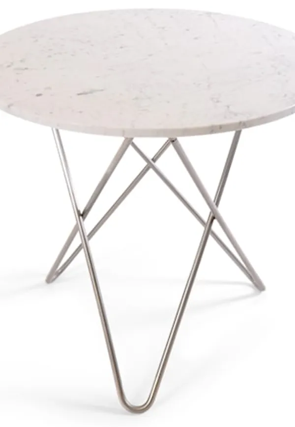 Vit OX DENMARQ-matbord i söt modell.