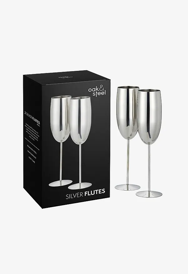Riktigt snygg dricksglas i silver från Oak & Steel.