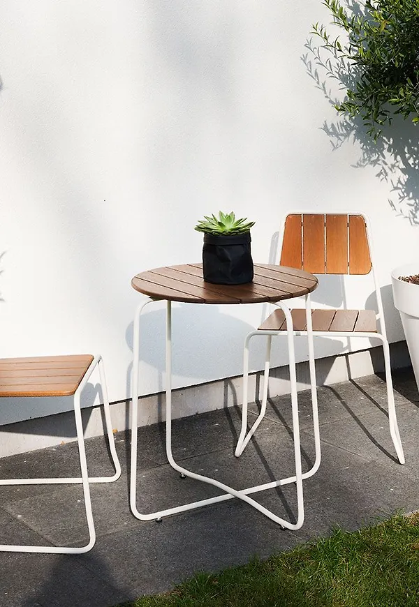 Ikonisk bord 2025 från Hillerstorp.