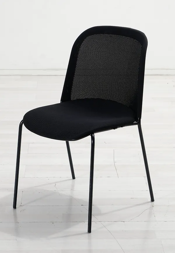 Ikonisk svart stol 2025 från Offecct.