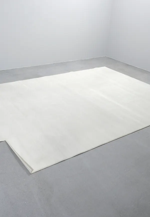 Vit No brand-matta i cool modell.