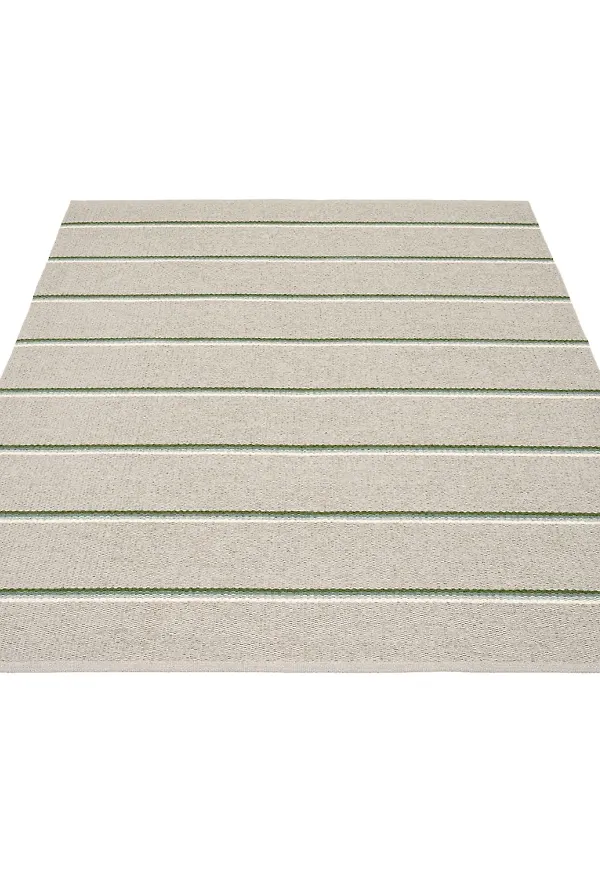 Utomhusmatta som passar perfekt till sommaren 2025!