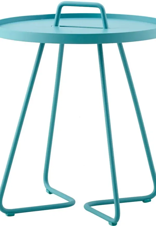 Blå Cane-Line-brickbord i söt modell.