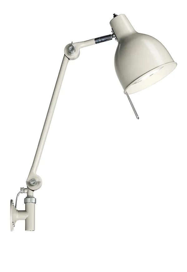 Klassisk vägglampa 2026 från Örsjö Belysning.