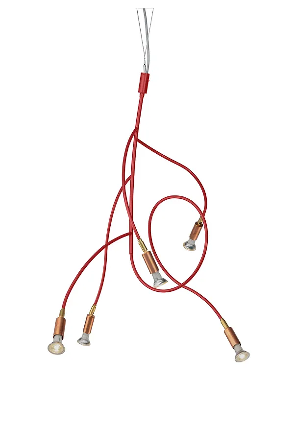 Trendig lampa i rött från Örsjö Belysning.