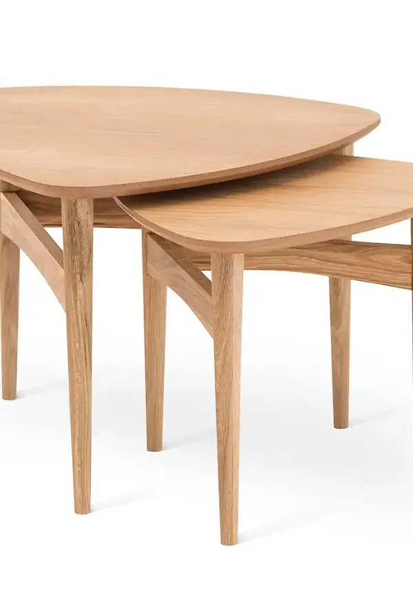 Härlig bord som passar bra vid många olika tillfällen.