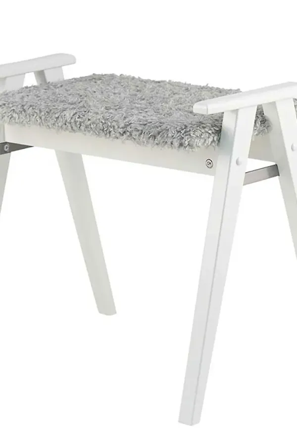 Fantastiskt fin möbel i björk 2025 från Oscarssons Möbel.