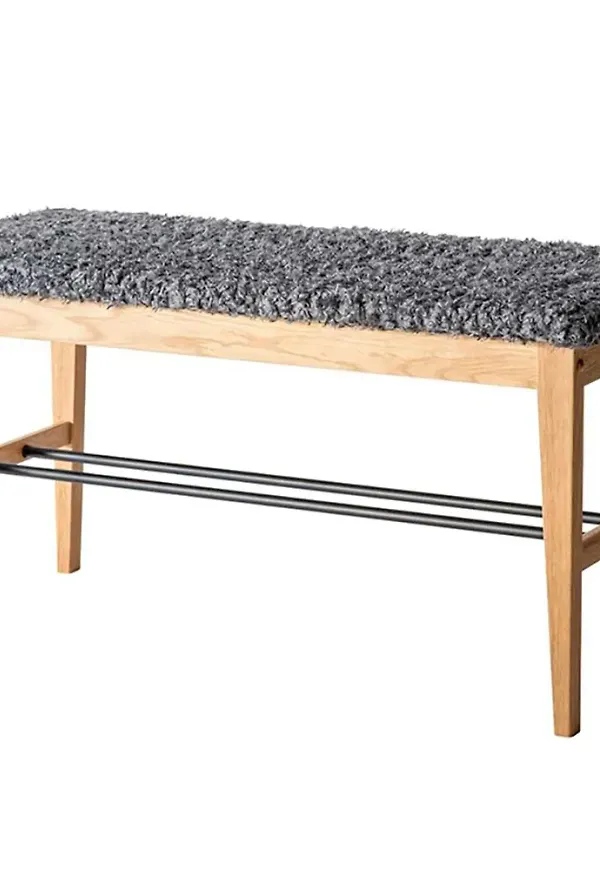 Mysig bänk 2025 från Oscarssons Möbel.