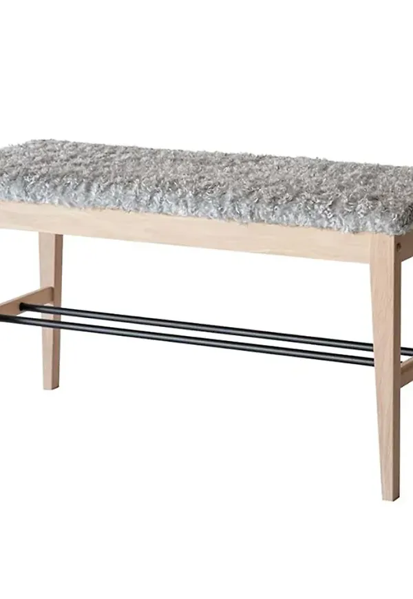 Elegant bänk i ek från Oscarssons Möbel.