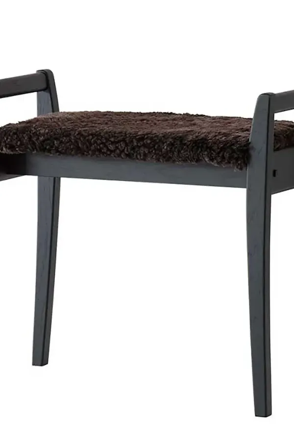 Fårskinnsmöbel som passar perfekt till sommaren 2025!