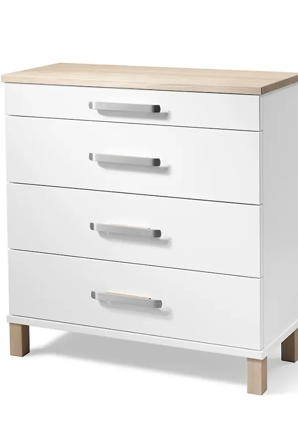 Riktigt trendig ekmöbel 2025 från Oscarssons Möbel.