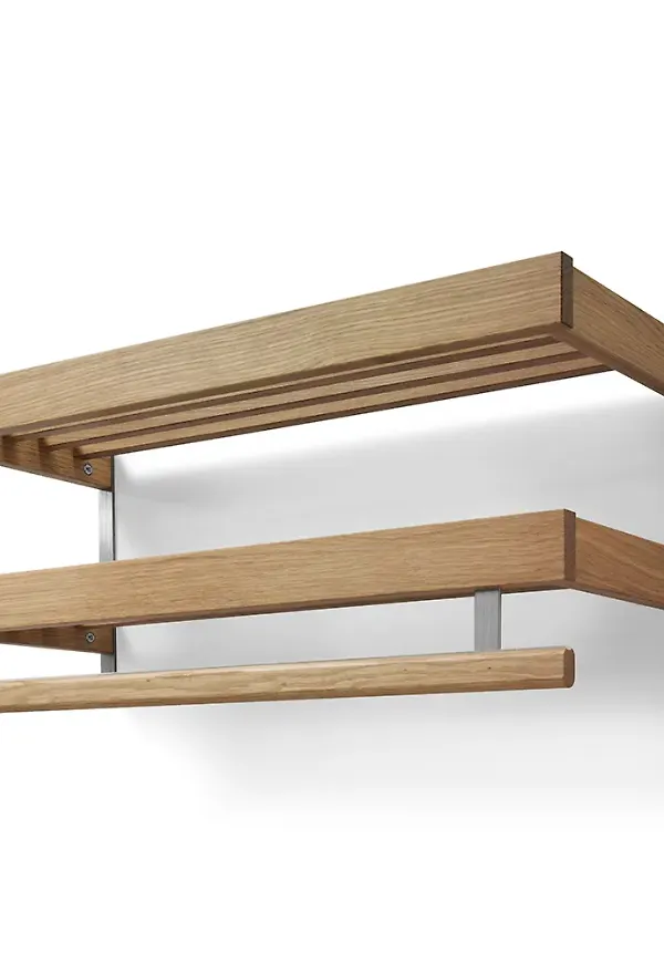 Smickrande förvaringsmöbel i ek från Oscarssons Möbel.