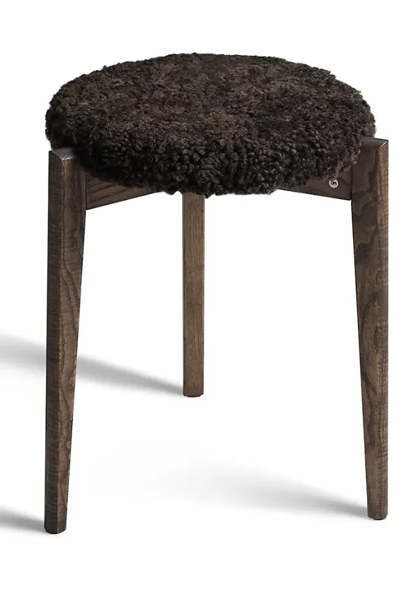 Otroligt fin Möbel som passar bra vid många olika tillfällen.