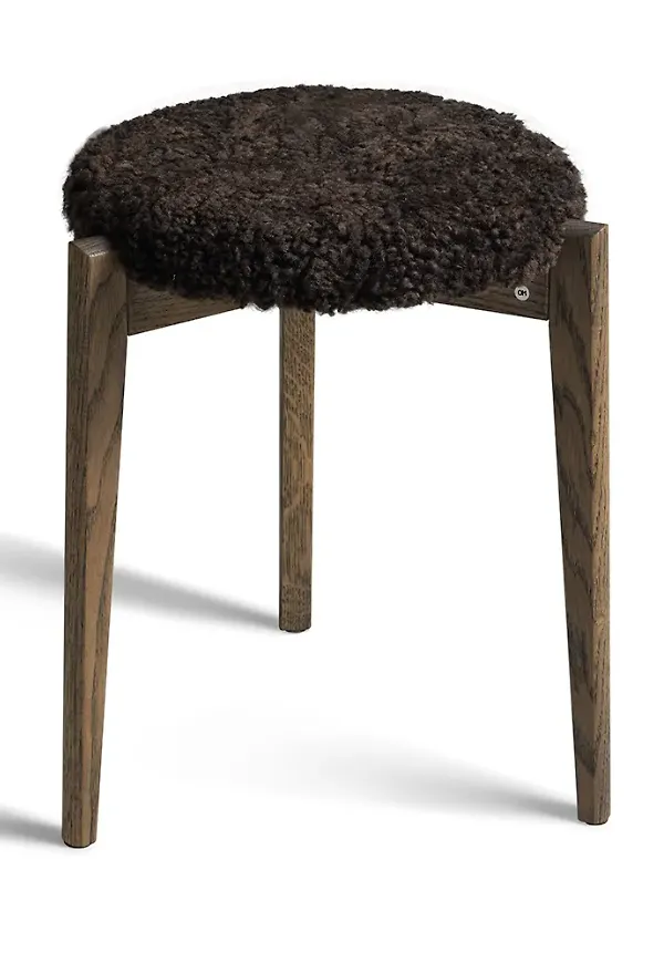 Fårskinnsmöbel som passar perfekt till sommaren 2025!