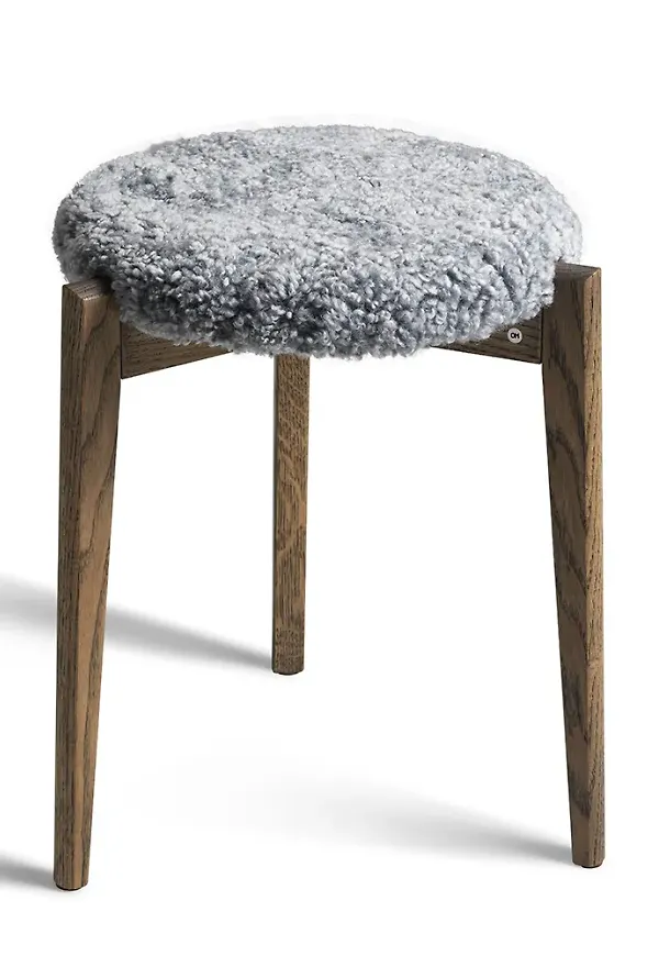 Fårskinnsmöbel som passar perfekt till sommaren 2025!