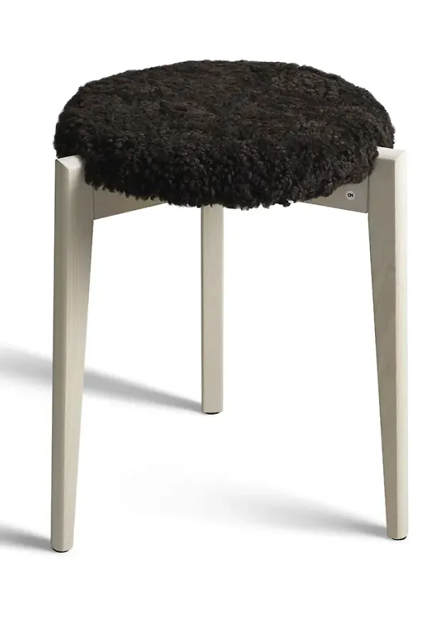 Moderiktig Möbel som passar bra vid många olika tillfällen.