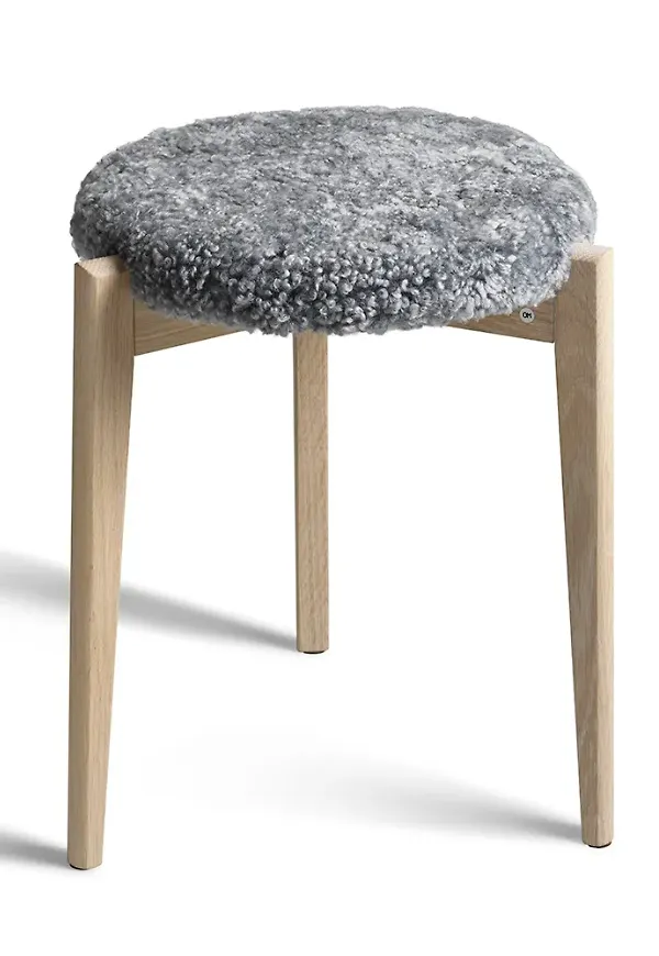 Fårskinnsmöbel som passar perfekt till sommaren 2025!