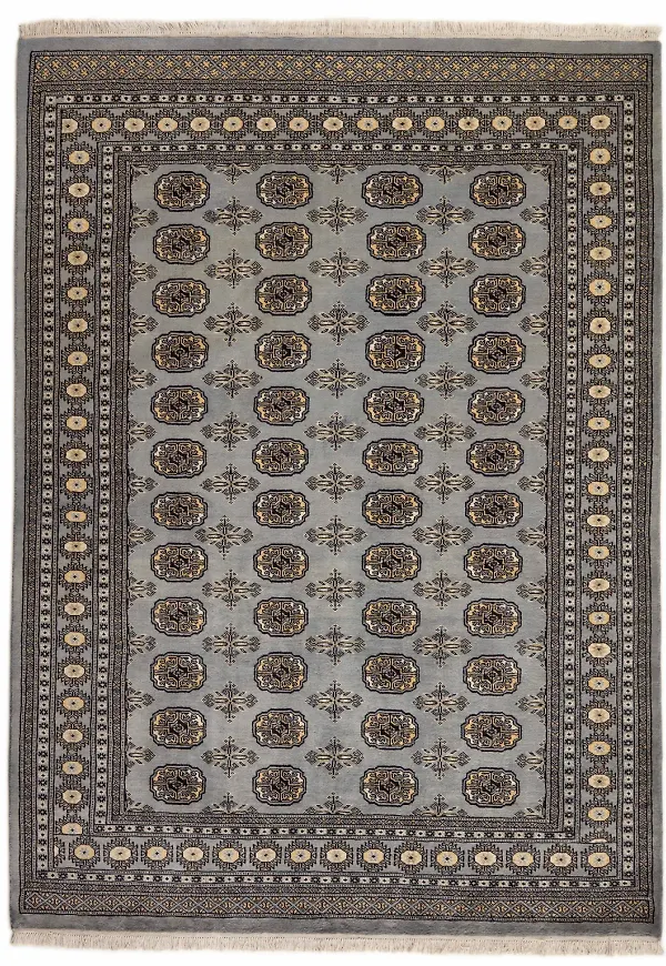 Flerfärgad matta som passar perfekt till våren 2025!