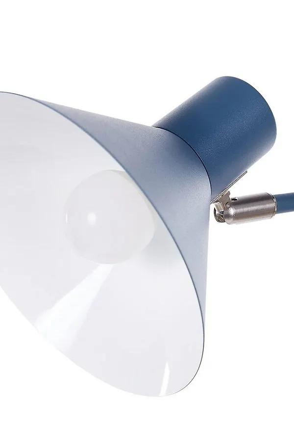 Jättesnygg bordslampa i blå färg gjord i järn.