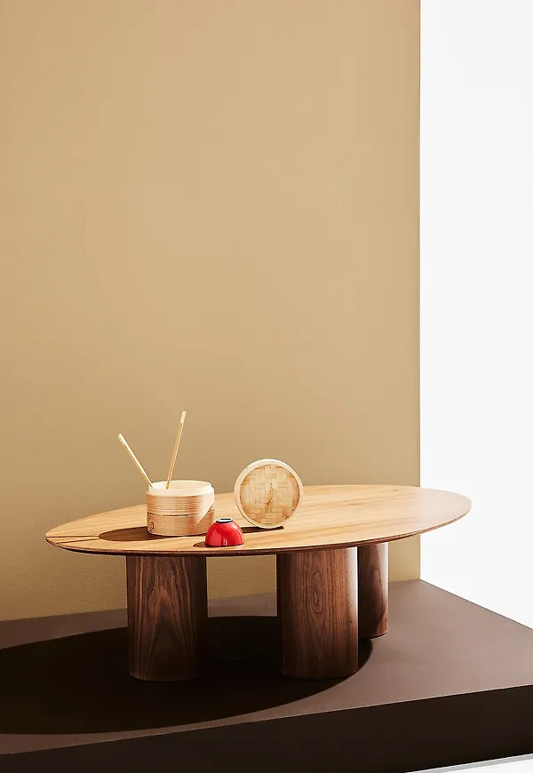 Otroligt snygg pelarbord 2025 från Pastill.