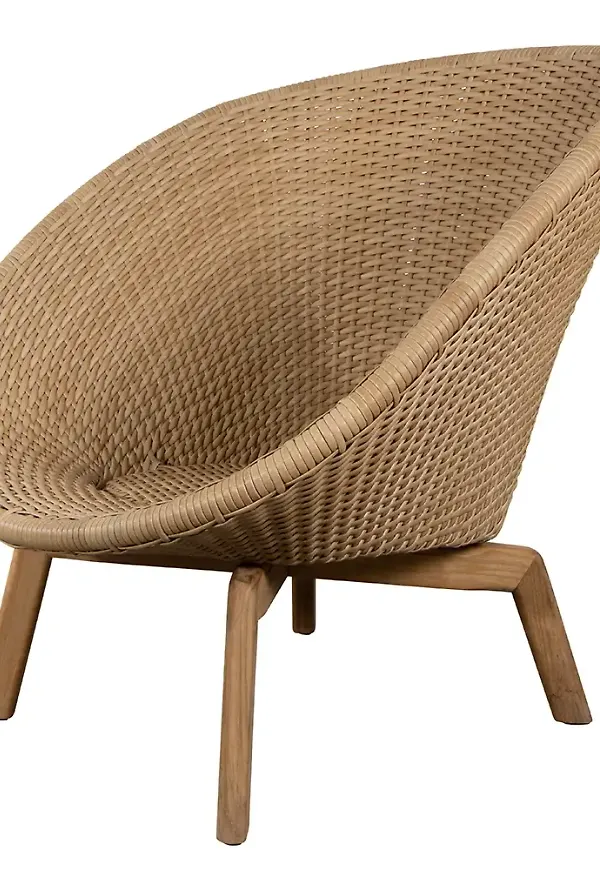 Söt stol i teak från Cane-Line.